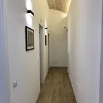 Vespahouse بيت ضيافة